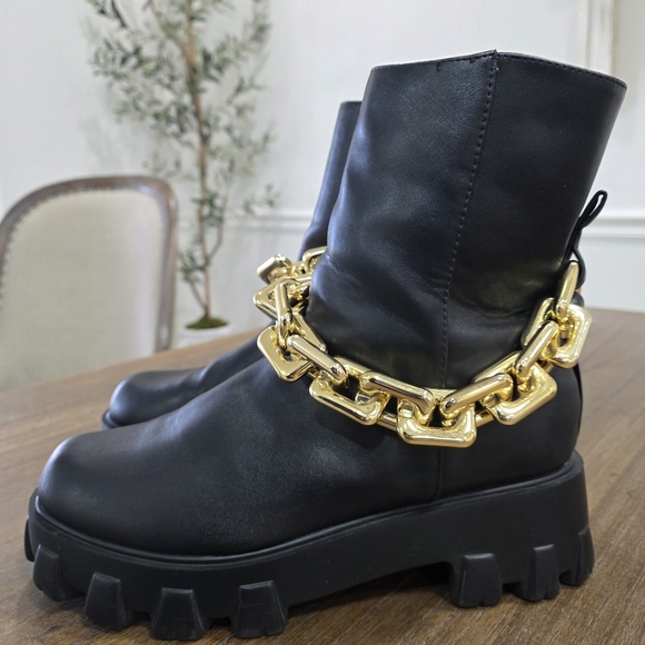 Fashion Nova Nights Like This Chain Booties Black Size 11 - Picture 7 of 15